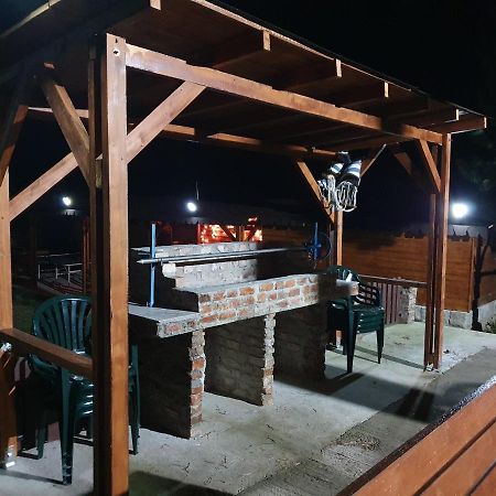 Rooms Poienita Slănic-Moldova Dış mekan fotoğraf